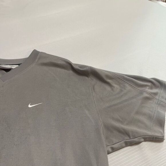 Nike Grey Vintage Y2K Swoosh V Neck T-Shirt Size Large - Picture 3 of 7